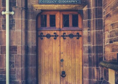 glasgow university doors