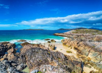 rocky coves at seilebost on the isle of harris 1
